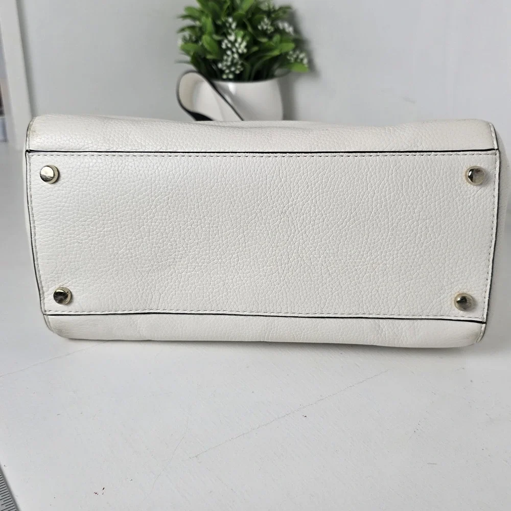 Kate Spade Cement Black Leather Shoulder Purse Chain Strap Magnetic Flap Closure